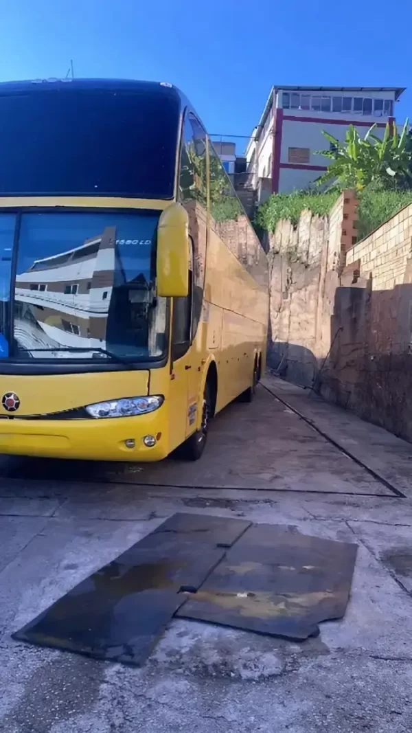 SCANIA - LD - 2010/11 - RF. 7085 - Image 2