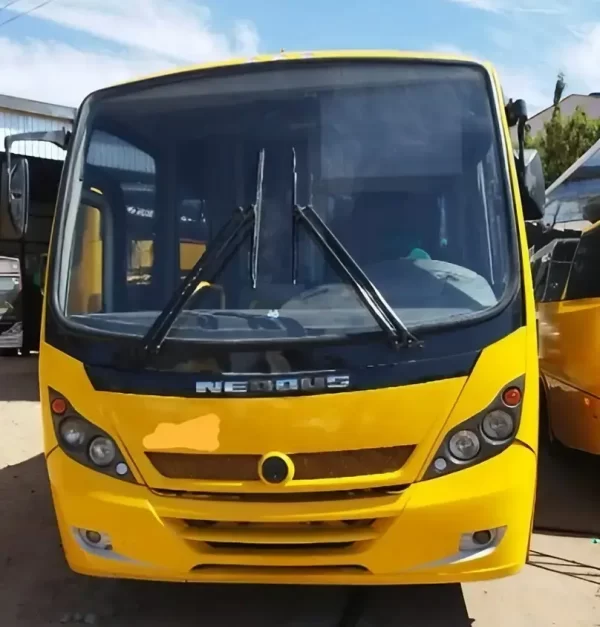 VW - NEOBUS - 2010/11 - RF. 7104