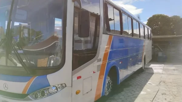 M.BENZ - COMIL - 2011 - RF. 7123 - Imagem 2