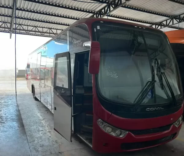 VOLVO - COMIL - 2020/21 - RF. 7135 - Imagem 2